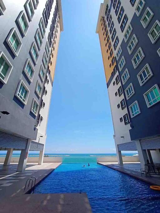 Orked Vanda, 3 Bedroom Apartment, Seaview Netflixwifiyoutube Куала Теренгану Екстериор снимка